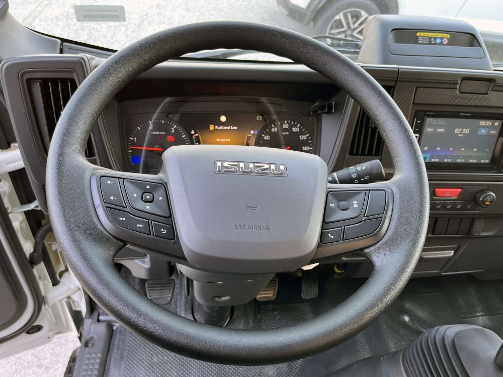 ISUZU 