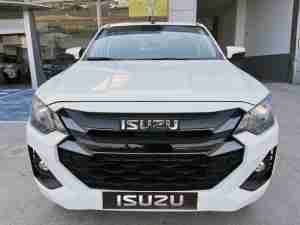 ISUZU 