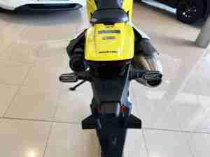 SUZUKI 