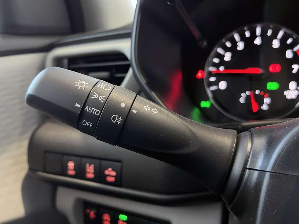 SUZUKI 