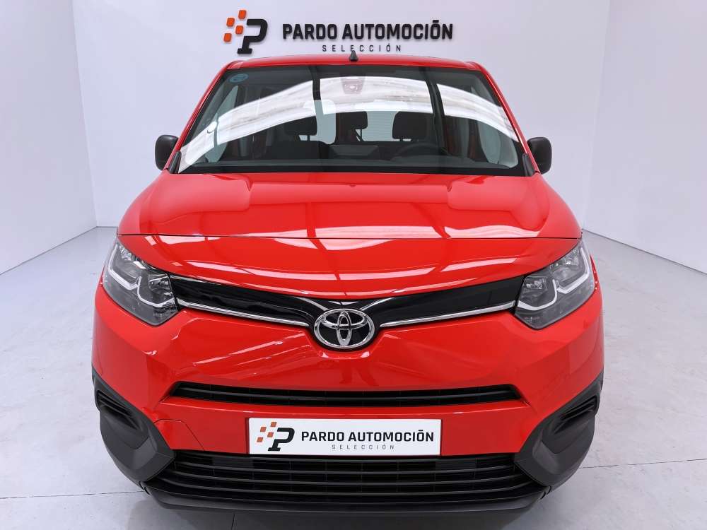 TOYOTA 