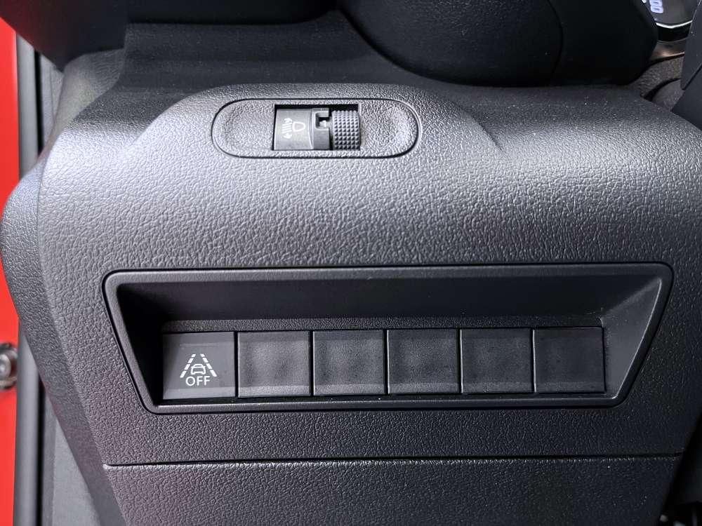 TOYOTA 