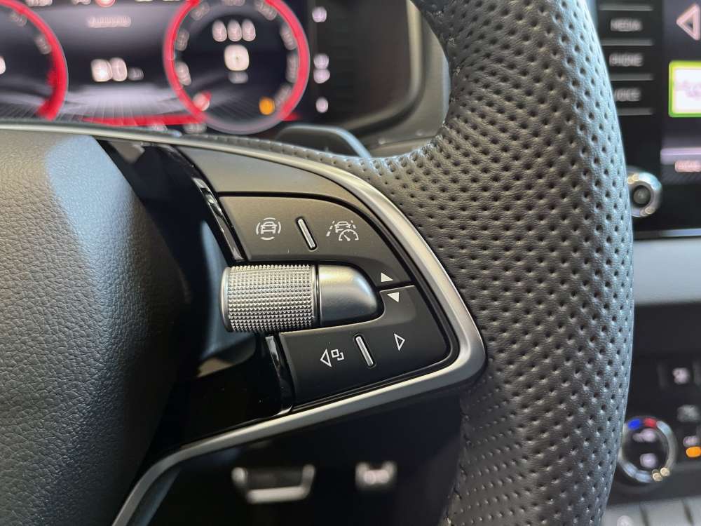 SKODA 