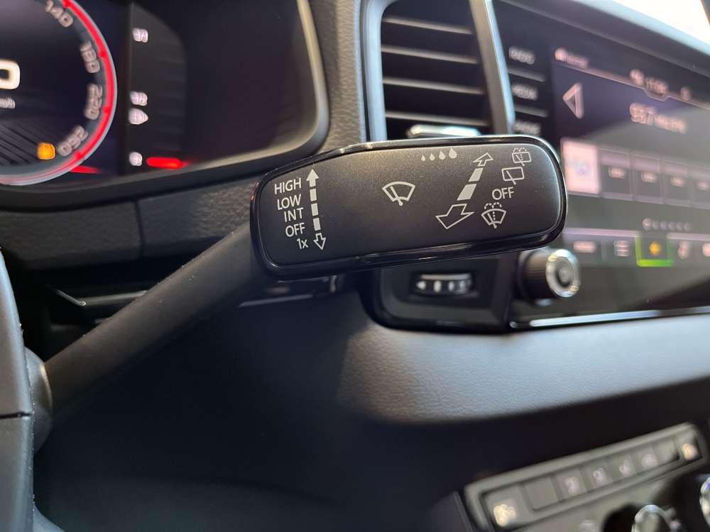 SKODA 