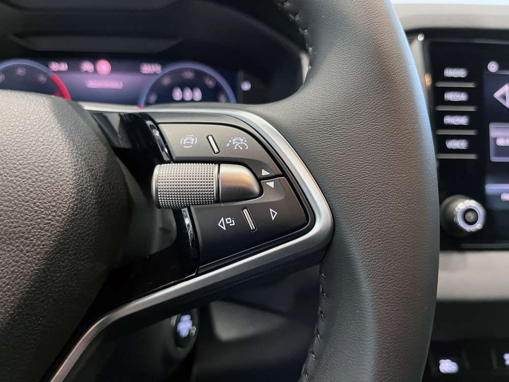 SKODA 