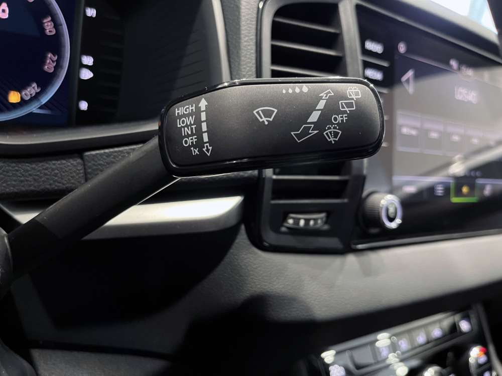 SKODA 