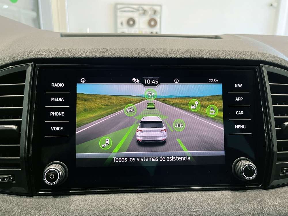 SKODA 