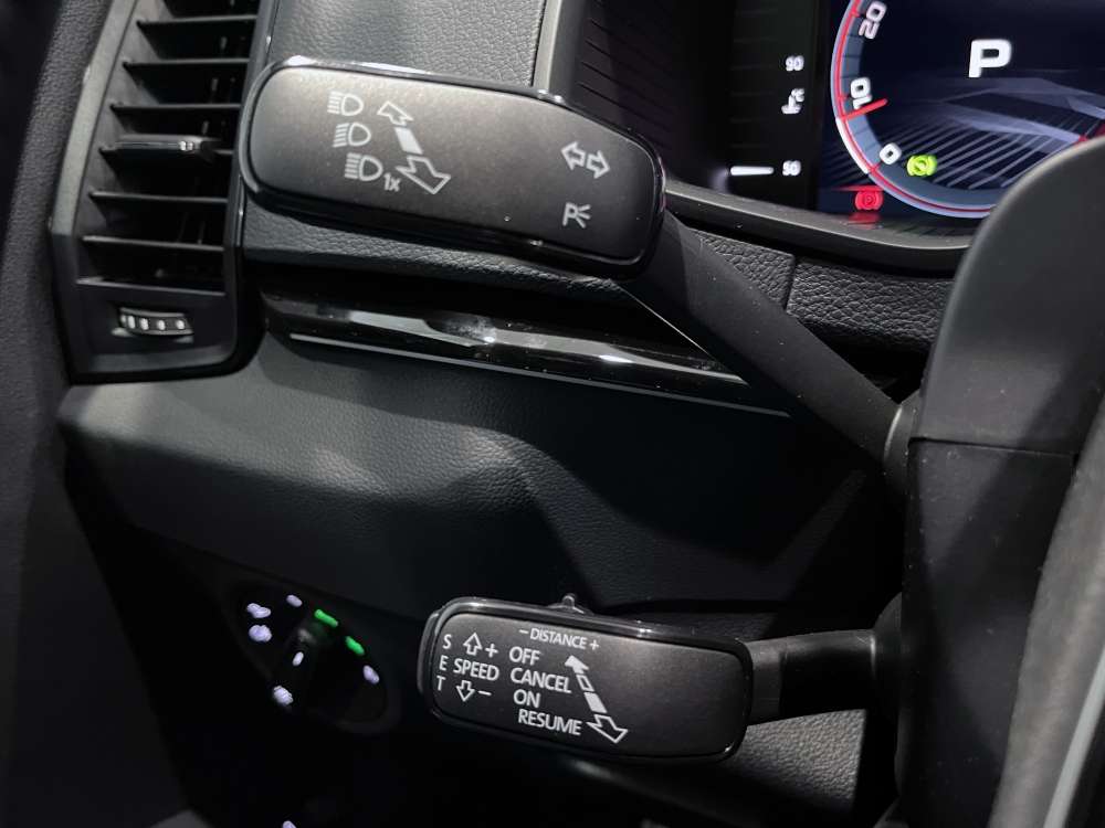 SKODA 