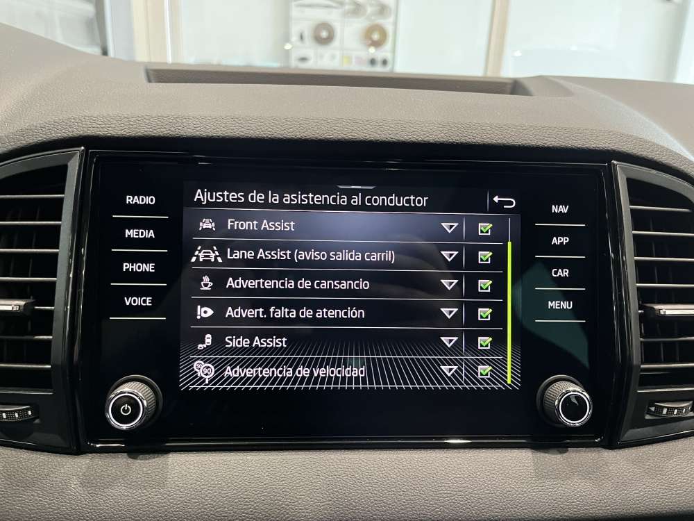 SKODA 