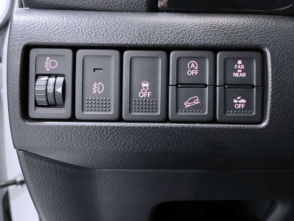 SUZUKI 