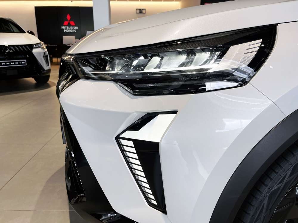 MITSUBISHI 