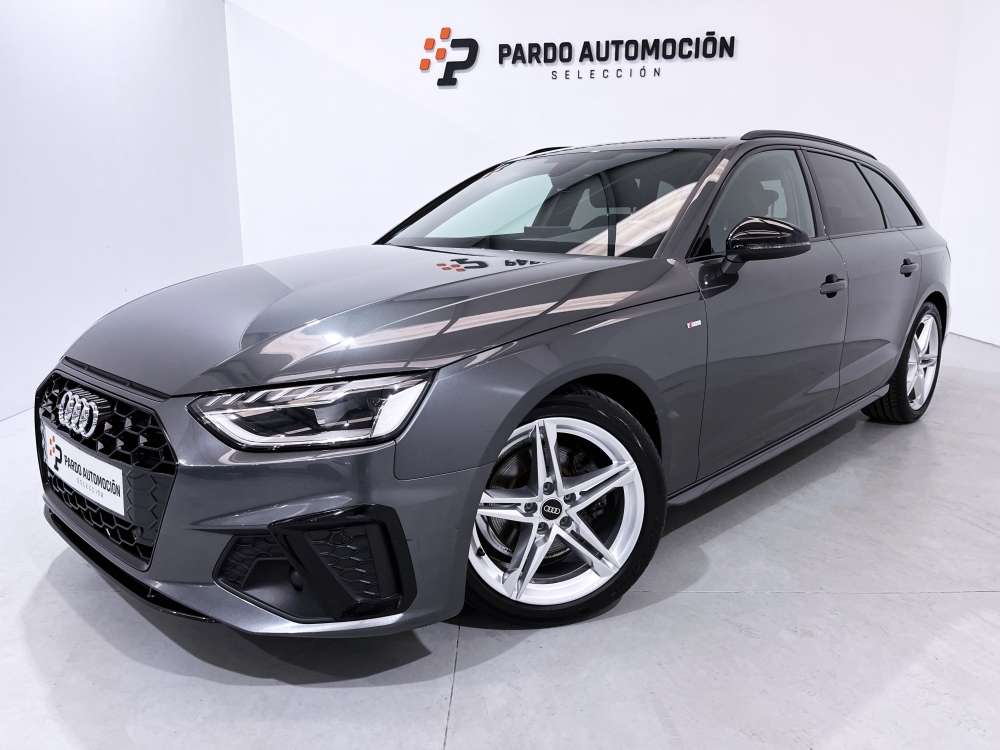 AUDI 