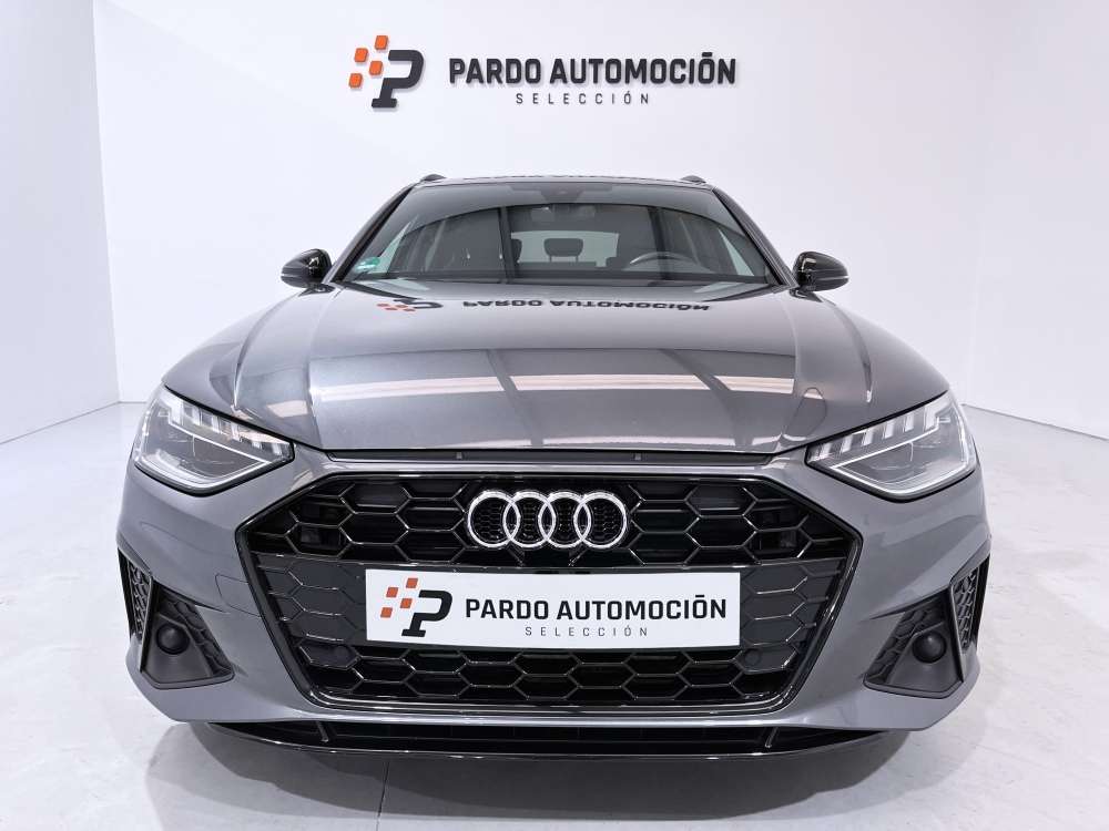 AUDI 