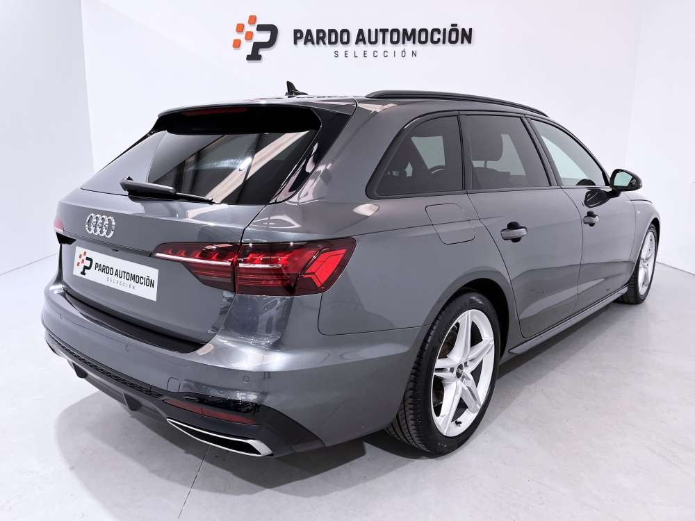 AUDI 