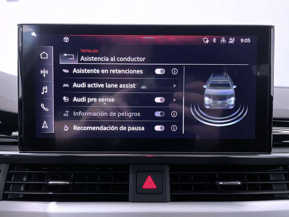 AUDI 