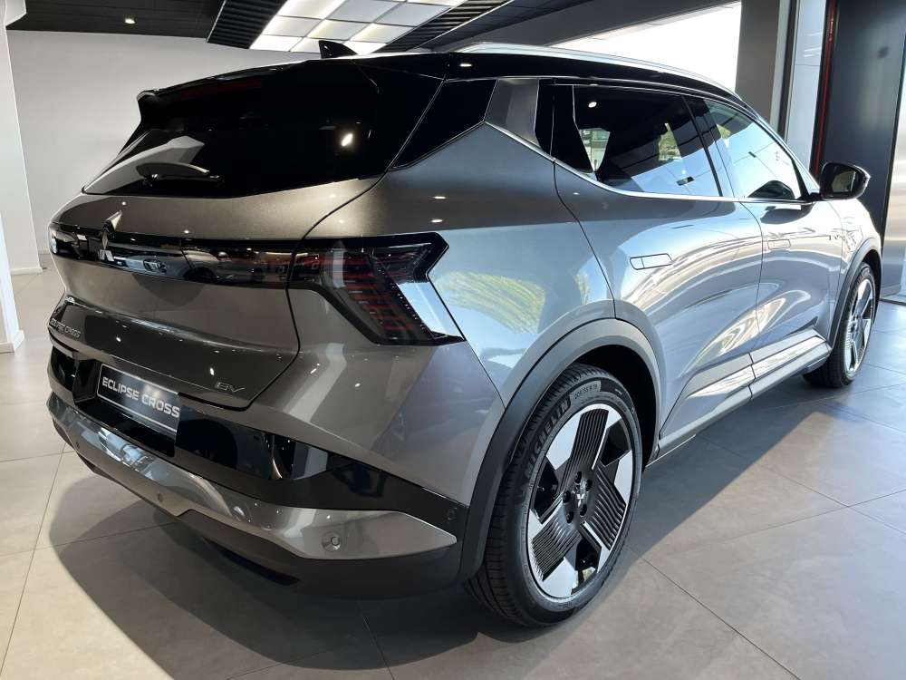 MITSUBISHI 