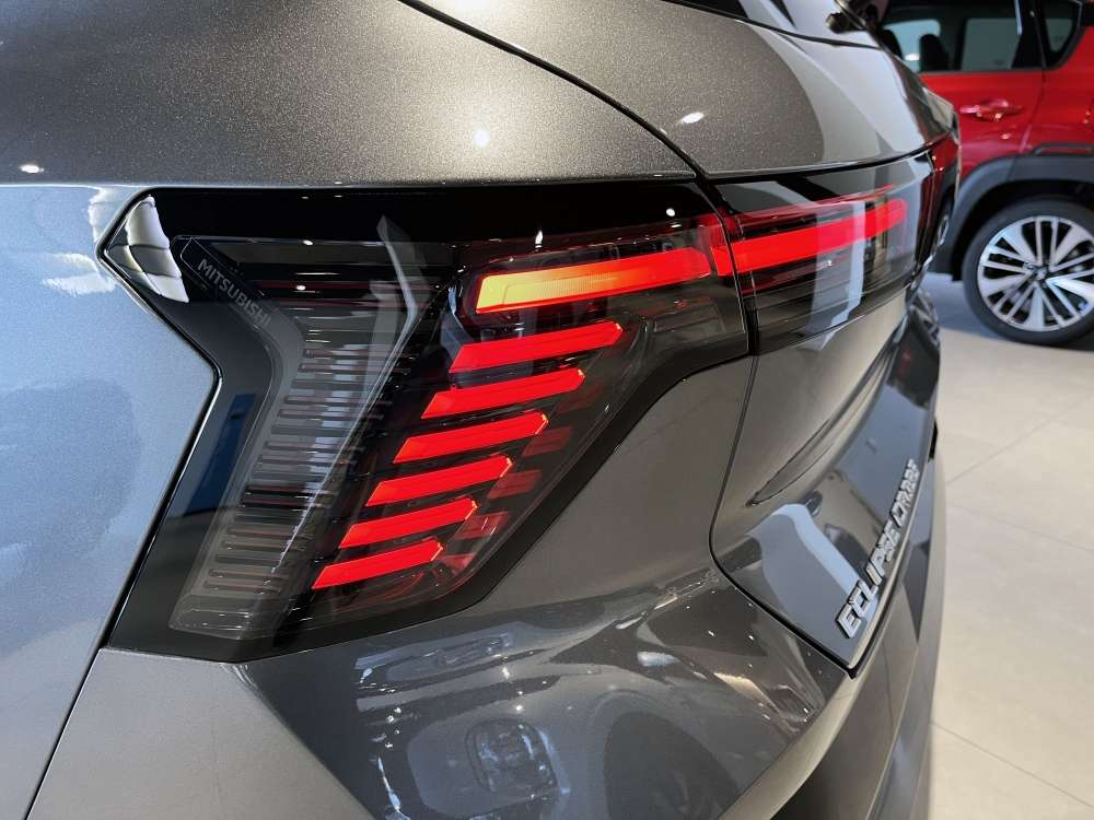 MITSUBISHI 