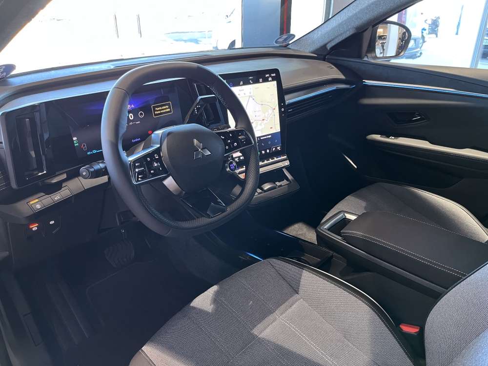 MITSUBISHI 