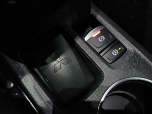 MITSUBISHI 