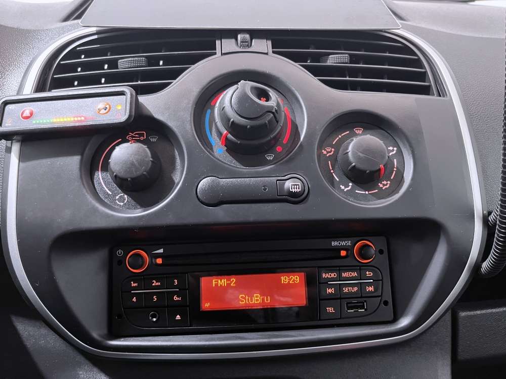 RENAULT 