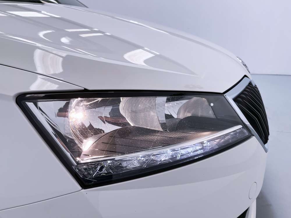 SKODA 