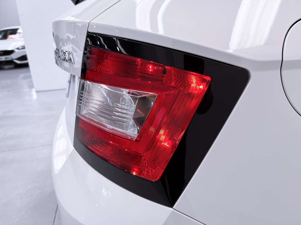 SKODA 