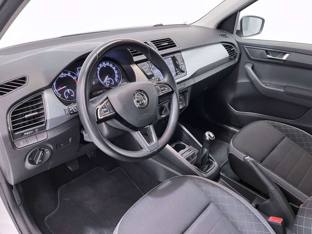 SKODA 