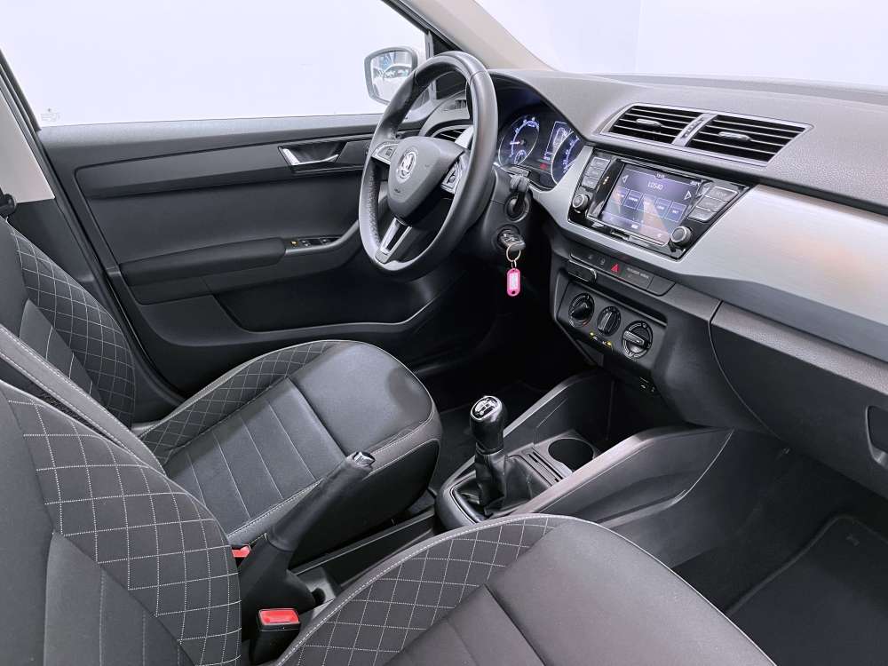SKODA 
