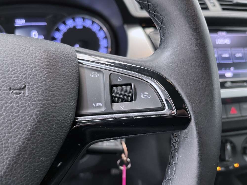 SKODA 