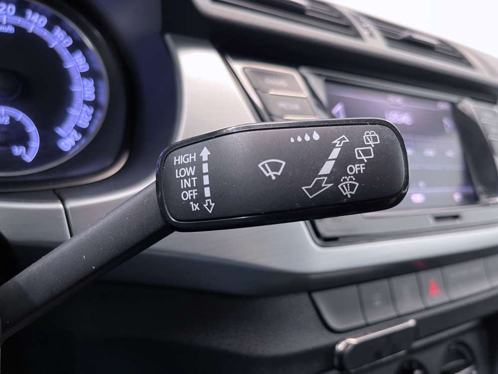 SKODA 