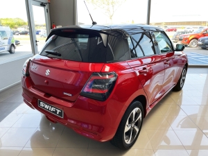 SUZUKI 