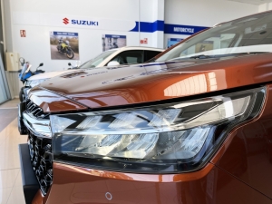 SUZUKI 