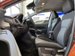 SUZUKI 