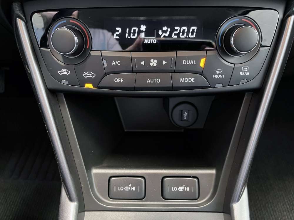 SUZUKI 