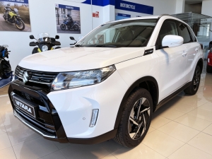 SUZUKI 