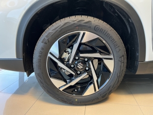 SUZUKI 