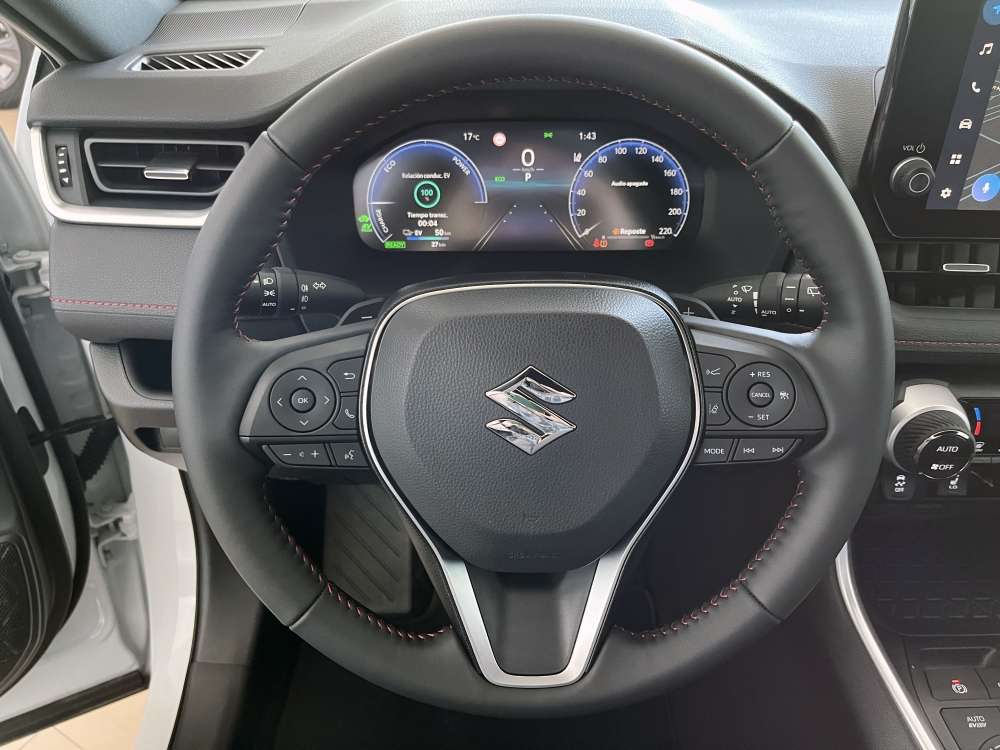 SUZUKI 