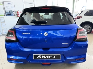 SUZUKI 