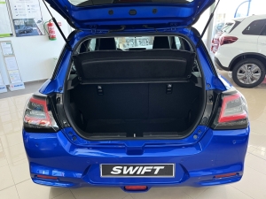 SUZUKI 