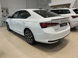 SKODA 