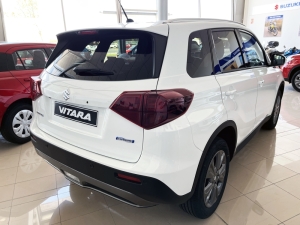 SUZUKI 