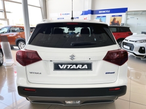 SUZUKI 