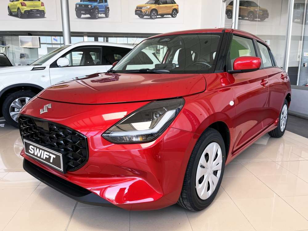SUZUKI 