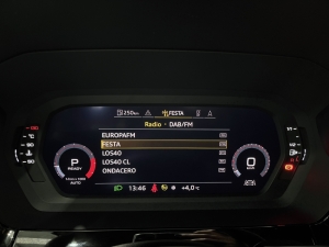 AUDI 