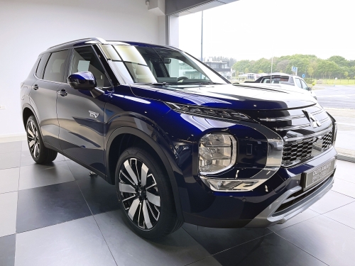 MITSUBISHI PHEV Kaiteki 4WD