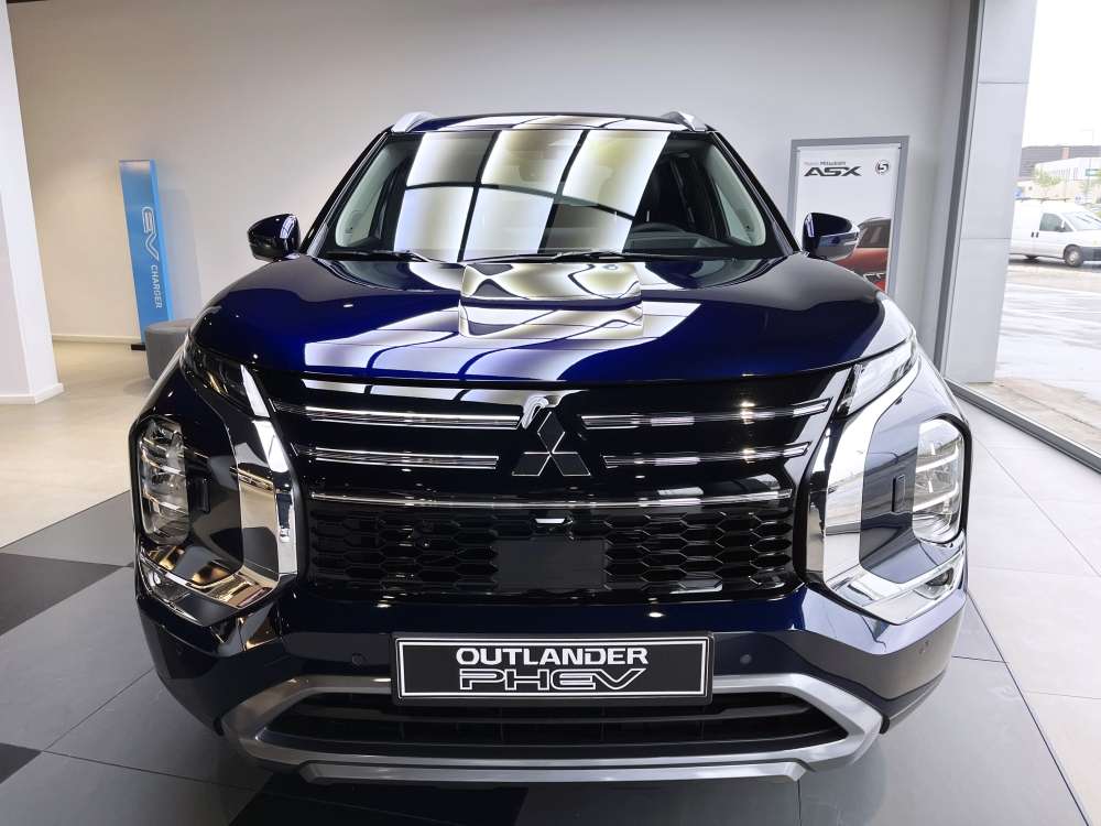 MITSUBISHI 