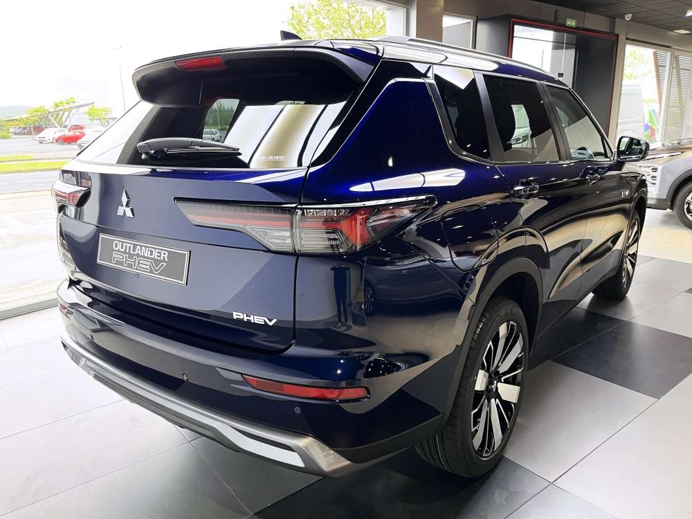 MITSUBISHI 
