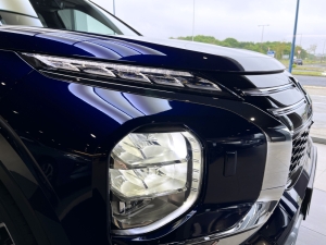 MITSUBISHI 