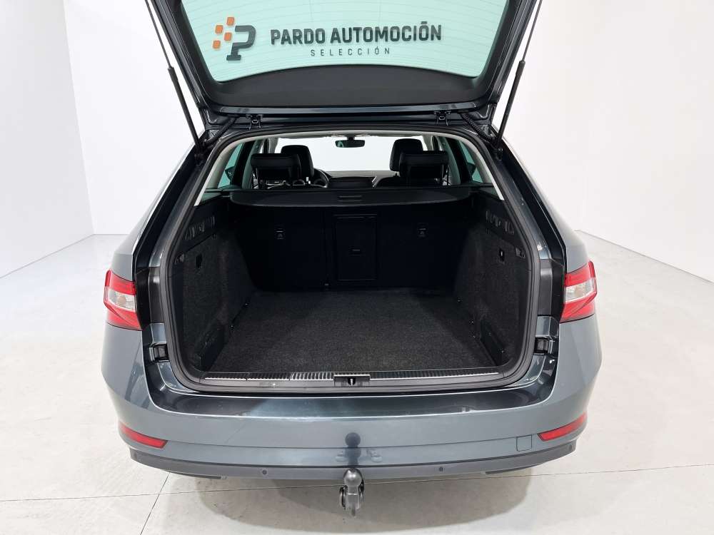 SKODA 