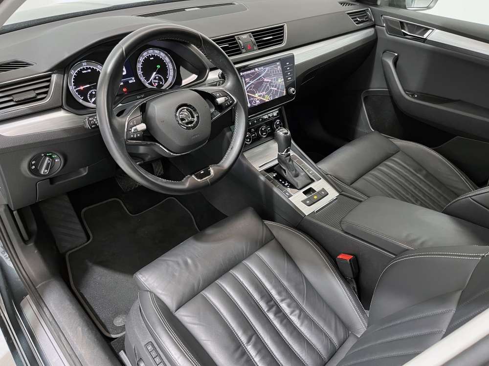 SKODA 